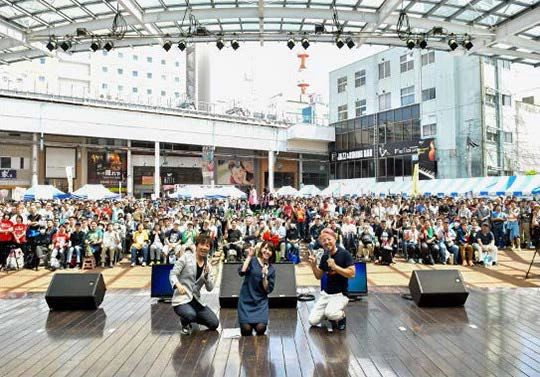 とちてれ☆アニメフェスタの会場に集まる観客